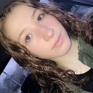 Meet your Posher, Carly